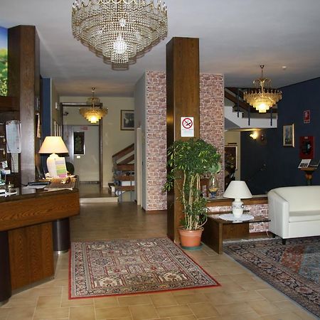 Hotel Firenze เคียนเชียโนแตร์เม ภายนอก รูปภาพ